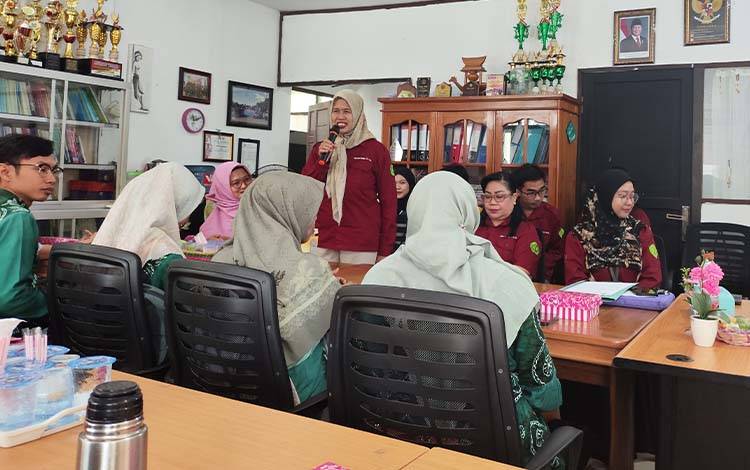 PBSI UPR Libatkan Alumni dan Pengguna Lulusan dalam Evaluasi Kurikulum OBE