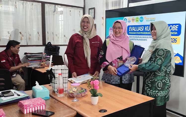 PBSI FKIP UPR Perkuat Peluang Kerja Lulusan Melalui Pembaruan Kurikulum