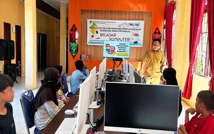 Dispursip Seruyan Gelar Belajar Komputer Gratis, Tingkatkan Literasi Digital Anak Selama Libur Sekolah