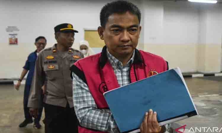 Eks Ketua Ombudsman Bantah Terima Aliran Uang Suap Rp4,85 Miliar