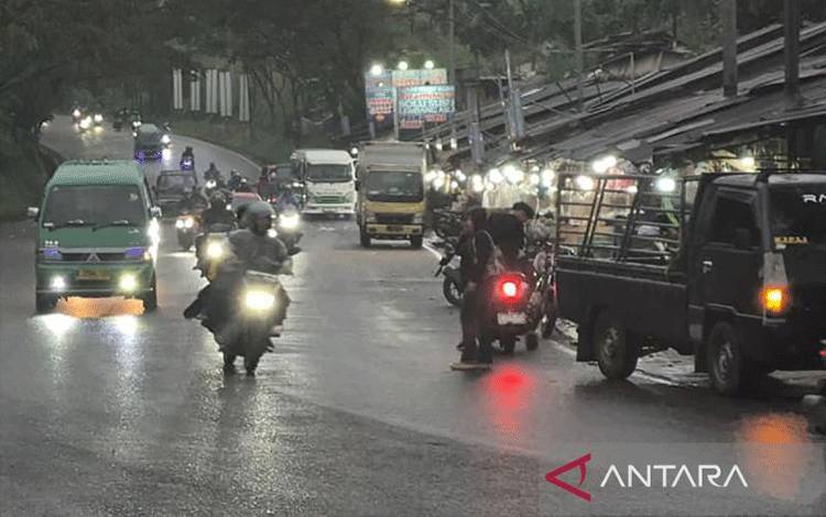 BMKG Ingatkan Kewaspadaan Dampak Cuaca Signifikan di Indonesia