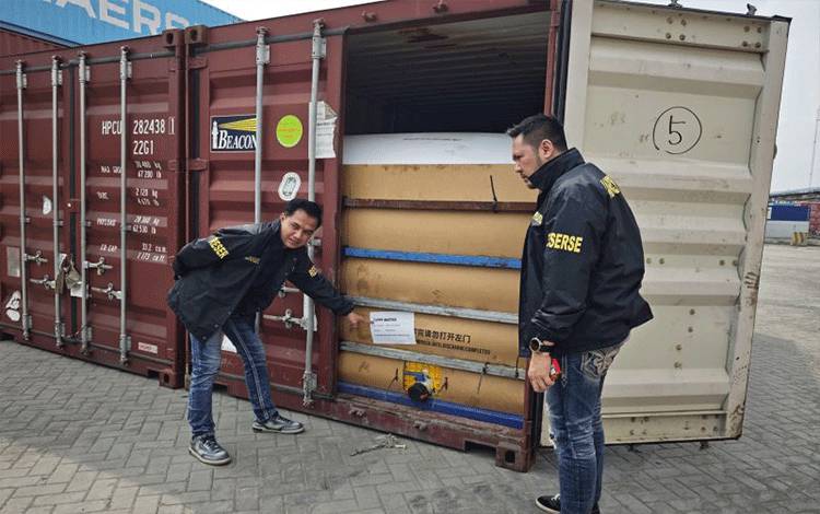Polri Cek Kontainer dan Sita 300 Dokumen Terkait Pelanggaran Ekspor