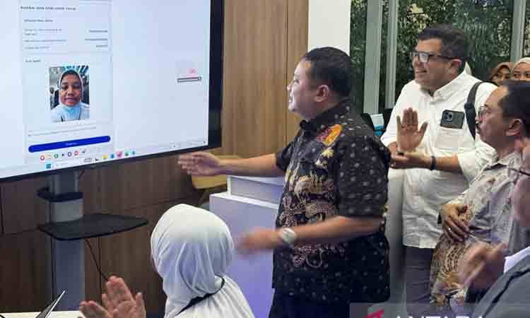 Ilustrasi - PT XLSMART Telecom Sejahtera Tbk (XLSMART) menyiapkan layanan registrasi biometrik di 143 titik layanan yang tersebar di seluruh Indonesia. (ANTARA/ HO-XLSMART)