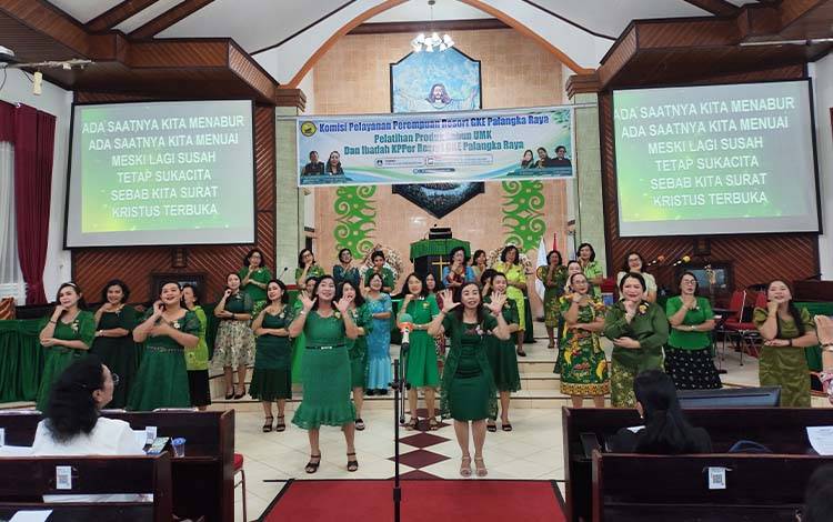 Pelayanan dan Keterampilan Dipadukan, KPPer Resort GKE Palangka Raya Dorong Perempuan Semakin Berdaya