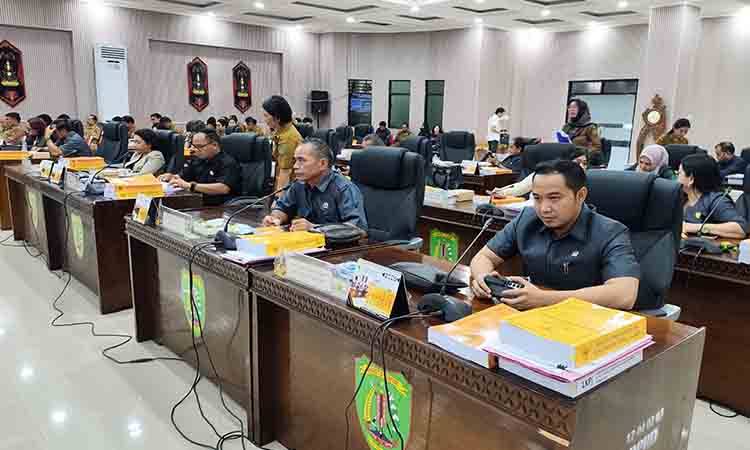Pendapatan Lampaui Target, Pemkab Barito Timur Ajukan Pertanggungjawaban APBD 2025
