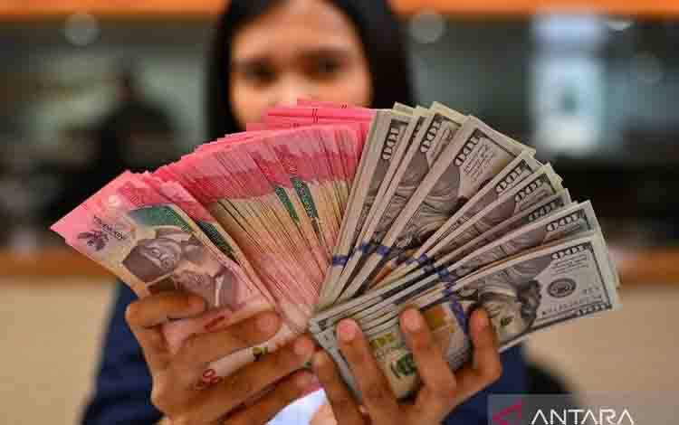 Rupiah Diprediksi Menguat Seiring Selera Pasar pada Aset EM Meningkat