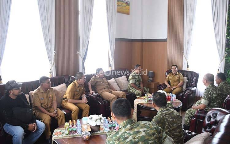 Dandim 1011/Kuala Kapuas Perkuat Sinergi dengan Pemkab Pulang Pisau Lewat Silaturahmi