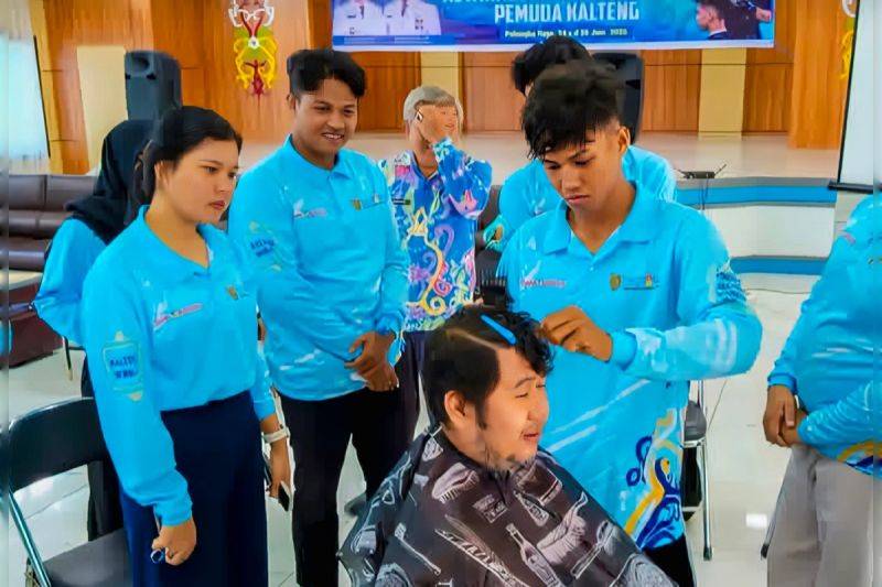Dispora Kalteng Kawal Peserta Pascapelatihan Kewirausahaan Tematik