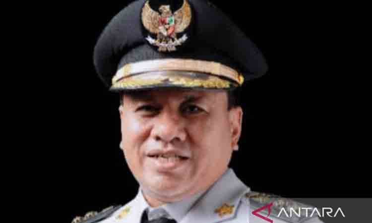 Bupati-Sekda Kuansing Menyerahkan Diri dan Dibawa KPK dari Soetta