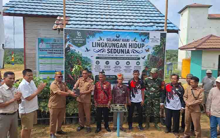 Tanam 500 Pohon, PT Tapian Nadenggan Perkuat Pelestarian Lingkungan dan Pemberdayaan Masyarakat