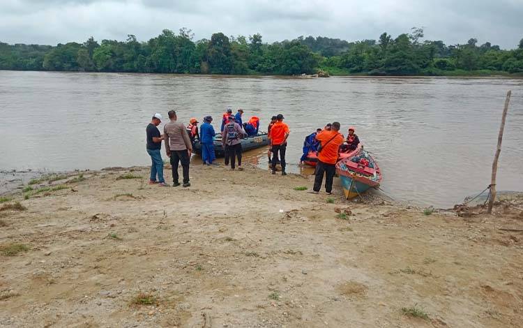 Hari Kedua Pencarian Dua Anggota Polres Katingan, Arus Sungai Deras dan Medan Sulit Jadi Tantangan