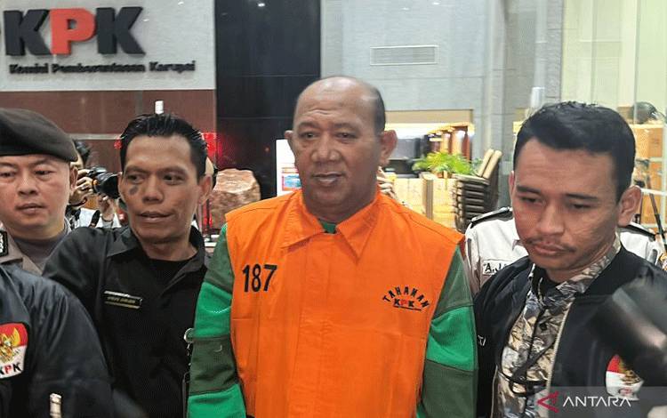Bupati Langkat Irit Bicara Seusai Ditetapkan KPK Jadi Tersangka Suap