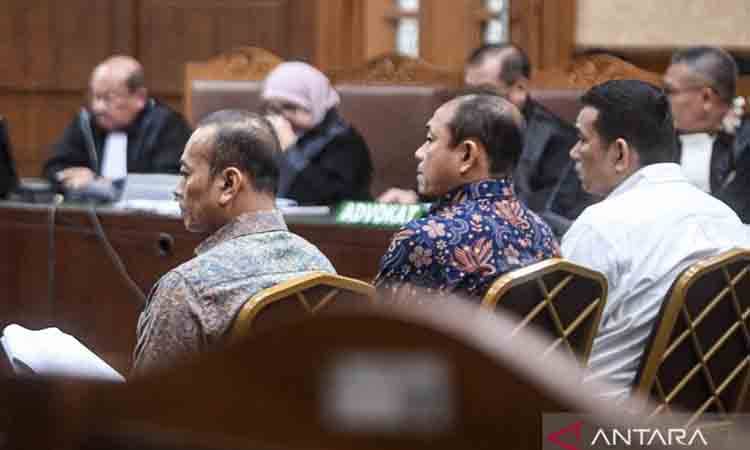 Tiga Mantan Pejabat Bea Cukai Didakwa Terima Suap-Gratifikasi Rp78 M