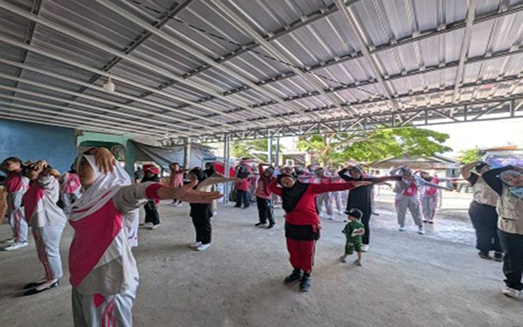 Gerakan Lansia Smart Perkuat Pemberdayaan Program Kampung Keren Kelurahan Kereng Bengkirai