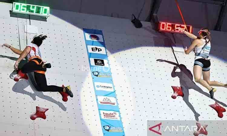 Arsip foto - Atlet panjat tebing Indonesia Desak Made Rita Kusuma Dewi (kiri) beradu kecepatan dengan atlet Polandia Natalia Kalucka dalam babak perempatfinal nomor speed IFSC Climbing World Cup Speed-Lead di Charmonix, Prancis, Sabtu (12/7/2025) waktu setempat. ANTARA FOTO/Xinhua/Gao Jing/bar