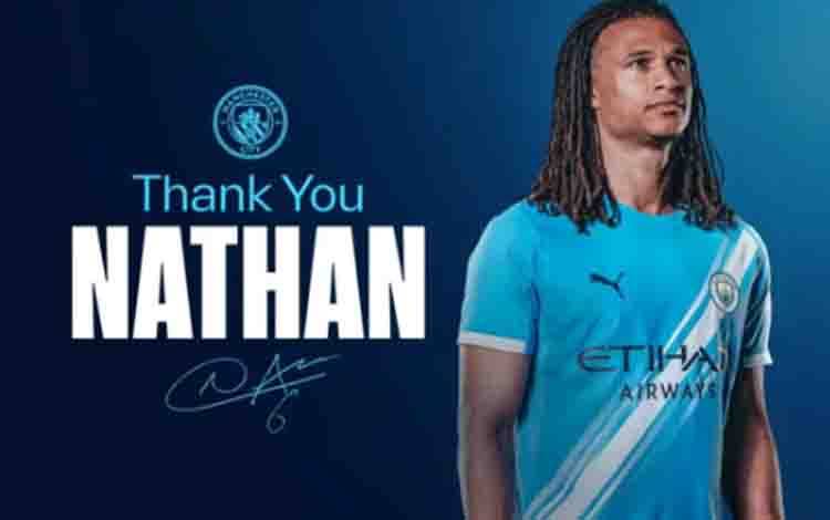 Nathan Ake Tinggalkan Manchester City untuk Gabung Fenerbahce