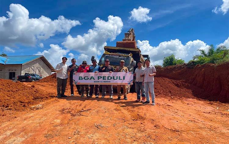 PT KMB Perkuat Pemberdayaan Masyarakat Lewat Infrastruktur dan Pengembangan UMKM