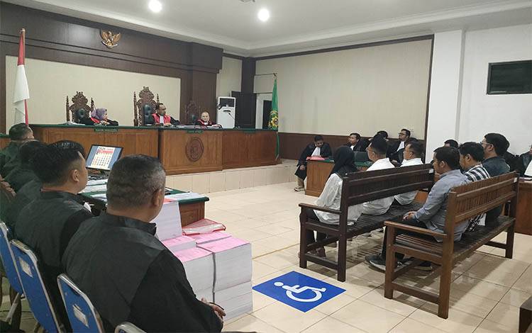 Sidang Perdana Korupsi Penjualan Zircon Ditunda Hingga 23 Juli
