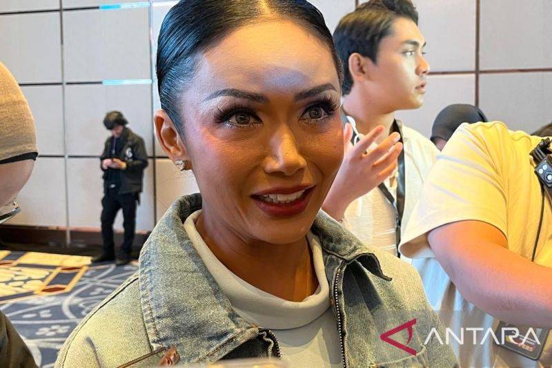 Kris Dayanti Dorong Anak Indonesia Tingkatkan Literasi Digital