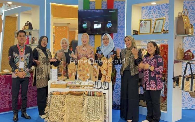 Kalteng Promosikan Produk Unggulan Daerah di Pameran Kriya Nasional