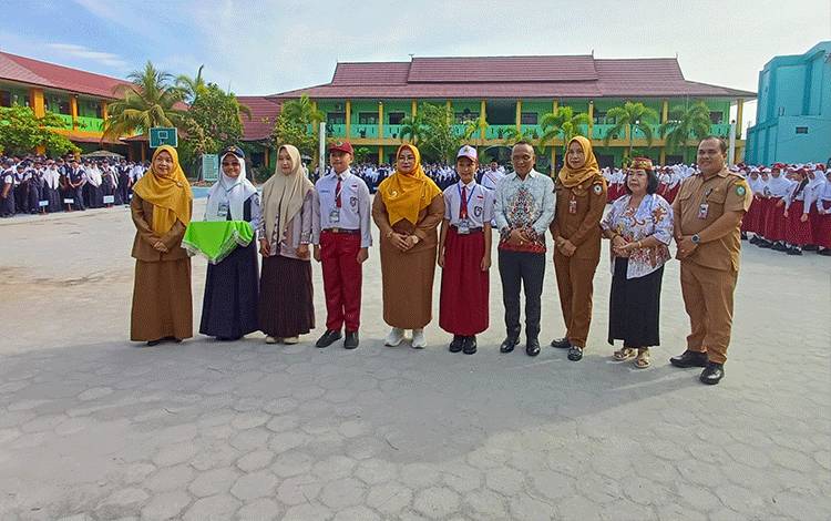 Wabup Kotim: Jadikan Sekolah Tempat Tumbuh Generasi Siap Hadapi Indonesia Emas 2045