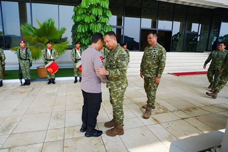 TNI Tegaskan Pertemuan Panglima dan Kapolri Tidak Bahas Kasus Tertentu