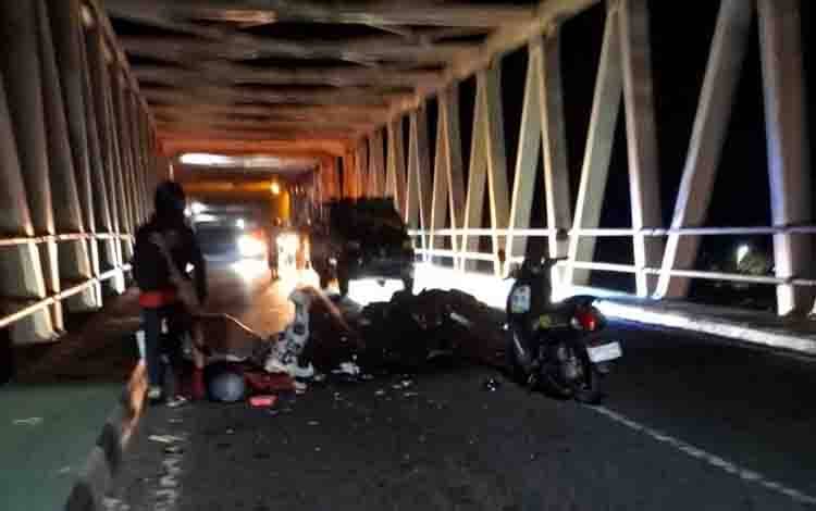 Lakalantas Libatkan Beberapa Kendaraan di Jembatan Pulau Petak, Tiga Korban Dilaporkan Terluka Parah