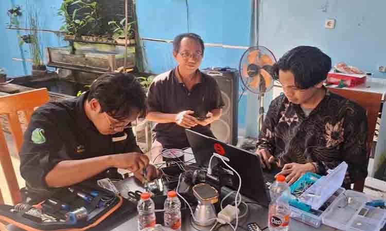 Mahasiswa Asal Bartim Kembangkan Teknologi Pelacak Halal Real Time di Universitas Brawijaya