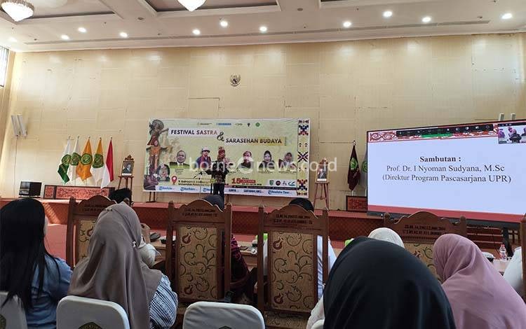 Direktur Pascasarjana UPR: Sastra Jadi Jembatan Masa Lalu, Kini, dan Masa Depan