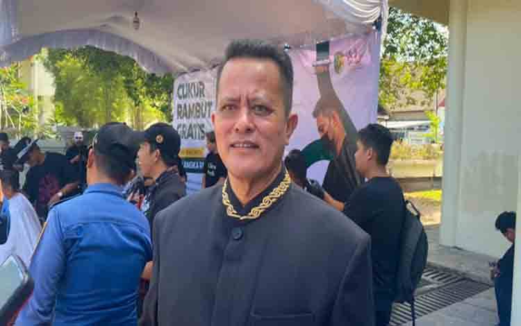 Anggota DPRD Palangka Raya, Hatir Sata Tarigan (Foto:MARINI)