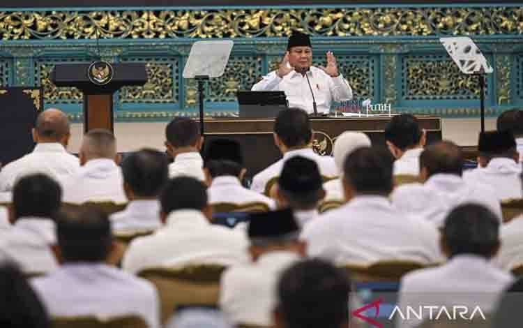 Prabowo Soroti Gaji Guru Rendah di Tengah Kebocoran Ekonomi