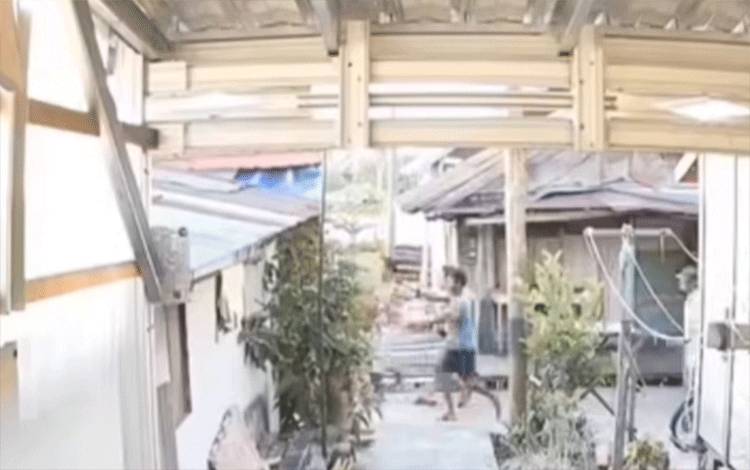 Tawuran Warga di Mantuil Terekam CCTV, Polisi Berhasil Damaikan Kedua Belah Pihak