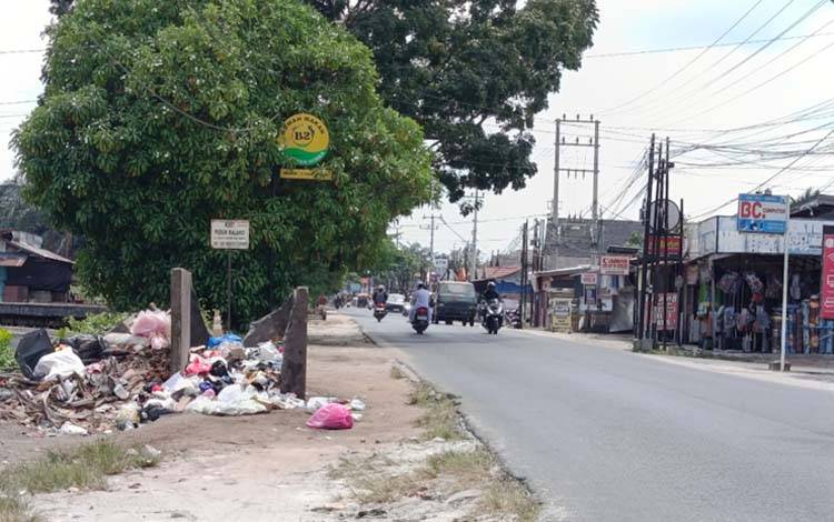 DPRD Palangka Raya Minta DLH Benahi TPS Bukit Keminting yang Rusak