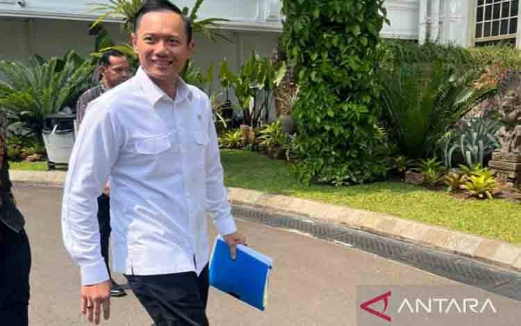 Prabowo Panggil Para Menko, Bahlil hingga Purbaya ke Istana Bahas KDMP