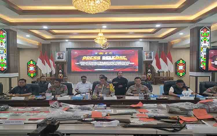 Kapolda Kalteng Rilis Empat DPO Kasus Tumbang Kalemei, Diminta Segera Menyerahkan Diri