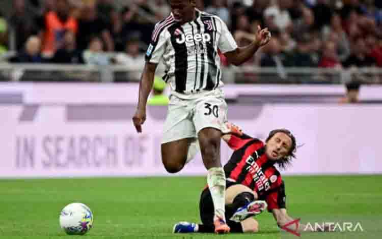 AC Milan Perpanjang Kontrak Luka Modric hingga 2027