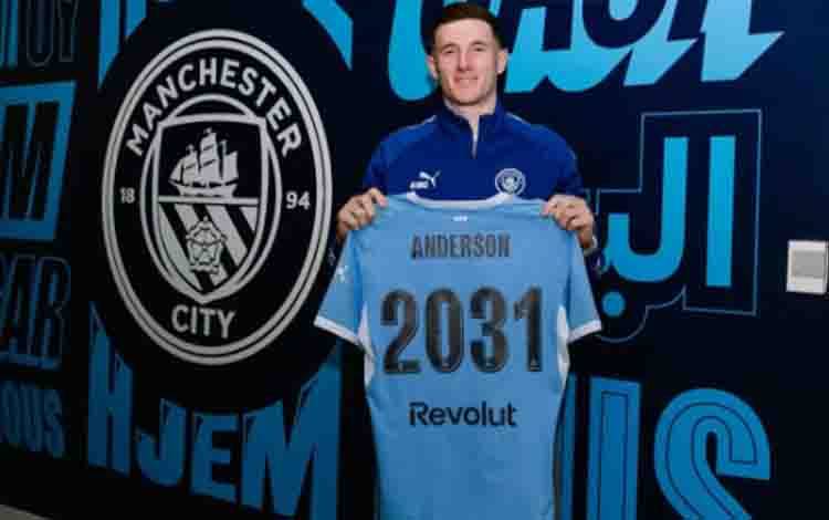 Elliot Anderson Resmi Berseragam Manchester City