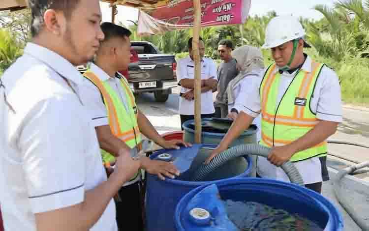 Pemkab Kotim Salurkan Puluhan Ribu Liter Air Bersih untuk Warga Terdampak Kekeringan
