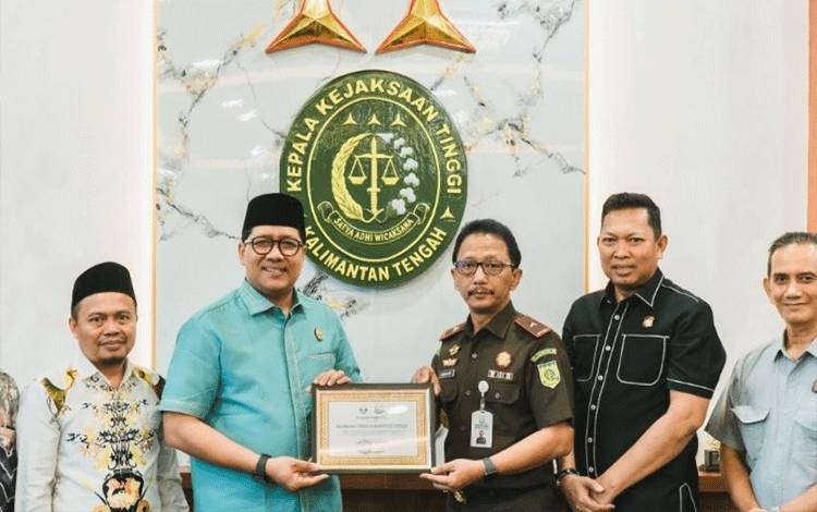 Jalin Sinergi Penegakan Hukum dan Pendidikan, Kejati Kalteng Terima Kunjungan Rektor UIN Palangka Raya