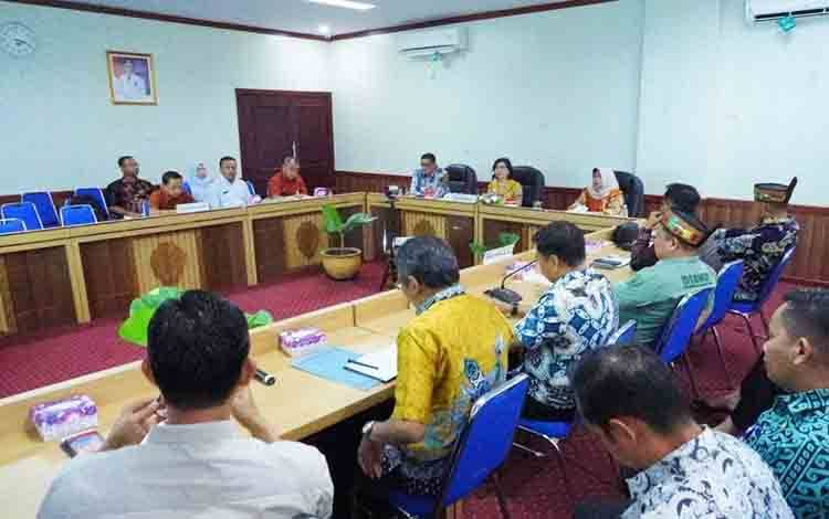 Sekda Kalteng Dorong Daerah Tak Ragu Tetapkan Status Siaga Darurat Karhutla
