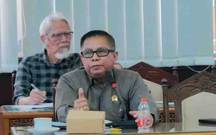 Wakil Ketua Komisi I DPRD Kalteng Dukung Pengaturan Penggunaan Gawai di Sekolah