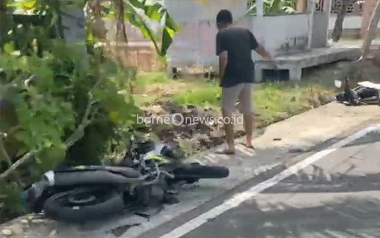 Tiga Orang Terluka Usai Dua Sepeda Motor Bertabrakan di Jalan Pilau Kuala Kapuas