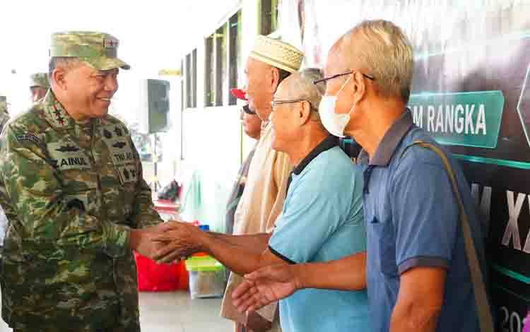 Rangkaian HUT ke -1 Kodam XXII/Tambun Bungai, Pangdam Tinjau Bakti Sosial Pengobatan Gratis