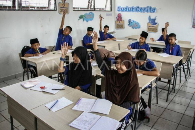 Pemerintah Pusat Alokasikan Rp1,08 Triliun untuk Pendidikan di Kalteng