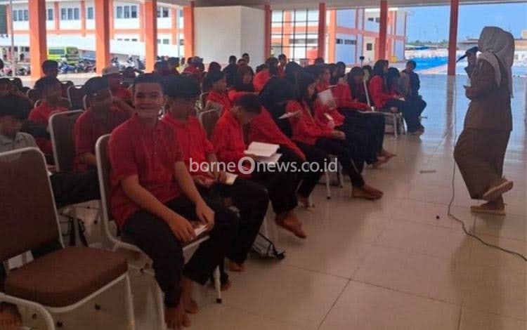 Dinsos Palangka Raya Edukasi Siswa Sekolah Rakyat Cegah Kekerasan
