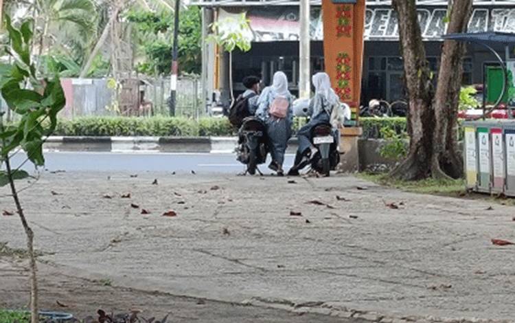 Taman Daun Kapuas Kerap Jadi Tempat Pelajar Pacaran Hingga Pesta Miras