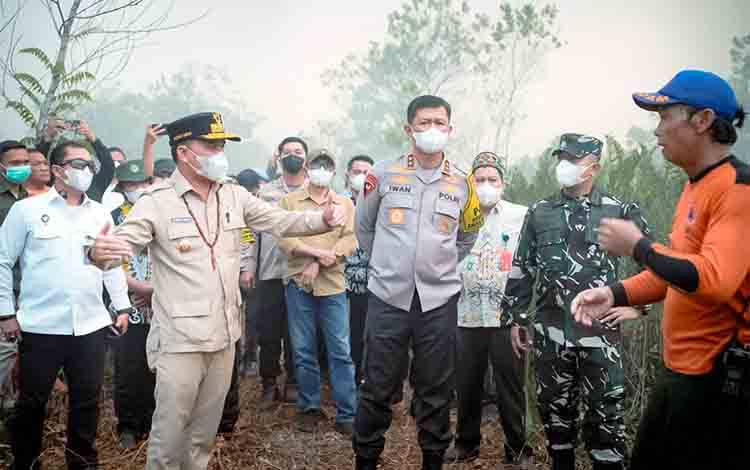 Tinjau Posko Siaga Karhutla Tumbang Nusa, Gubernur Kalteng Tekankan Pentingnya Sinergi Semua Pihak