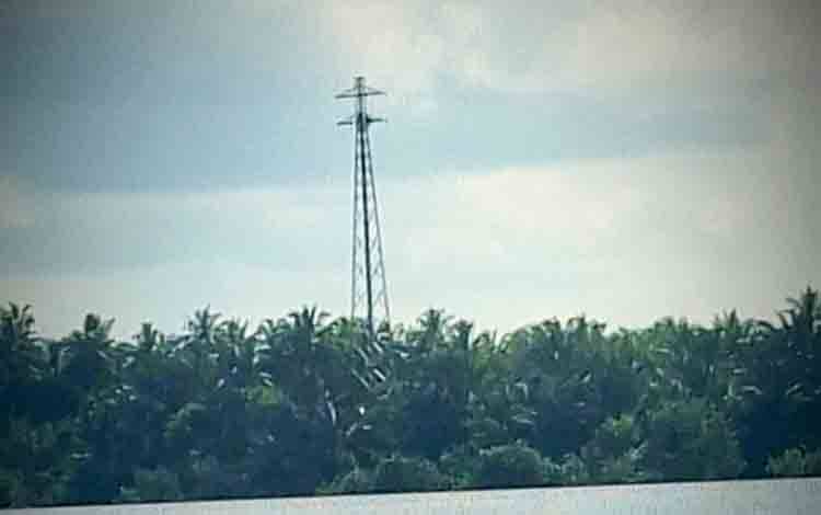 Pembangunan Jaringan Listrik Baru Pulau Hanaut Ditarget Rampung Tahun Ini