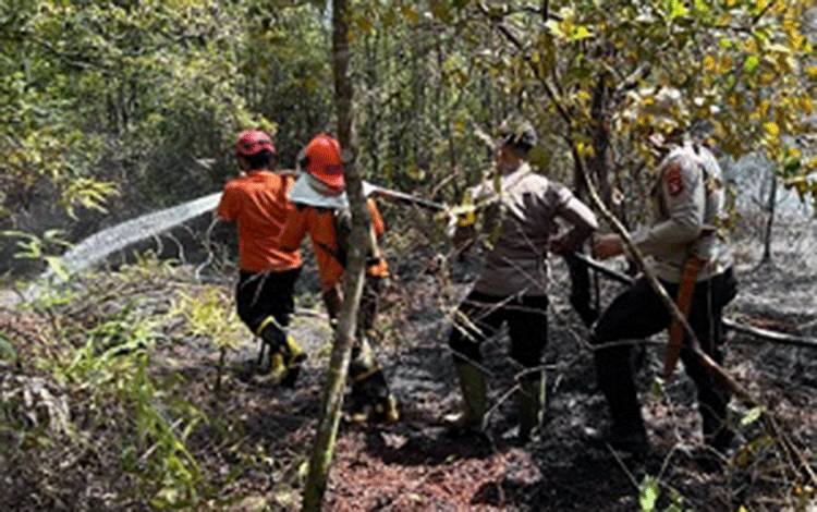Groundcheck Hotspot di Paju Epat, Polres Barito Timur Petakan Tiga Hektare Lahan Terbakar di Desa Tampu Langit