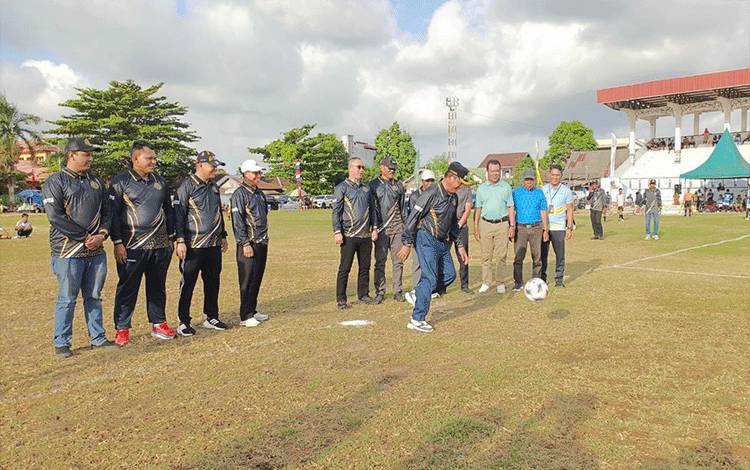 Ahmad Selanorwanda Resmi Buka Bupati Cup Seruyan 2026, Diikuti 26 Tim Perebutkan Hadiah Rp50 Juta
